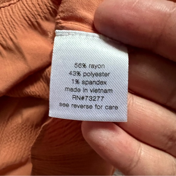 Elizabeth and James Off The Shoulder Boho Blouse Women’s Size M - Picture 3 of 6